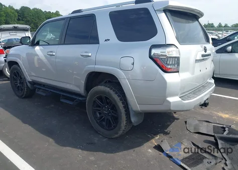 2020 Toyota 4Runner Sr5 Premium z USA, uszkodzony, nr VIN JTEBU5JR0L5805569